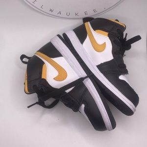 AIR JORDAN 1 MID TD 'BLACK UNIVERSITY GOLD'